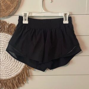 Lululemon Hotty Hot shorts